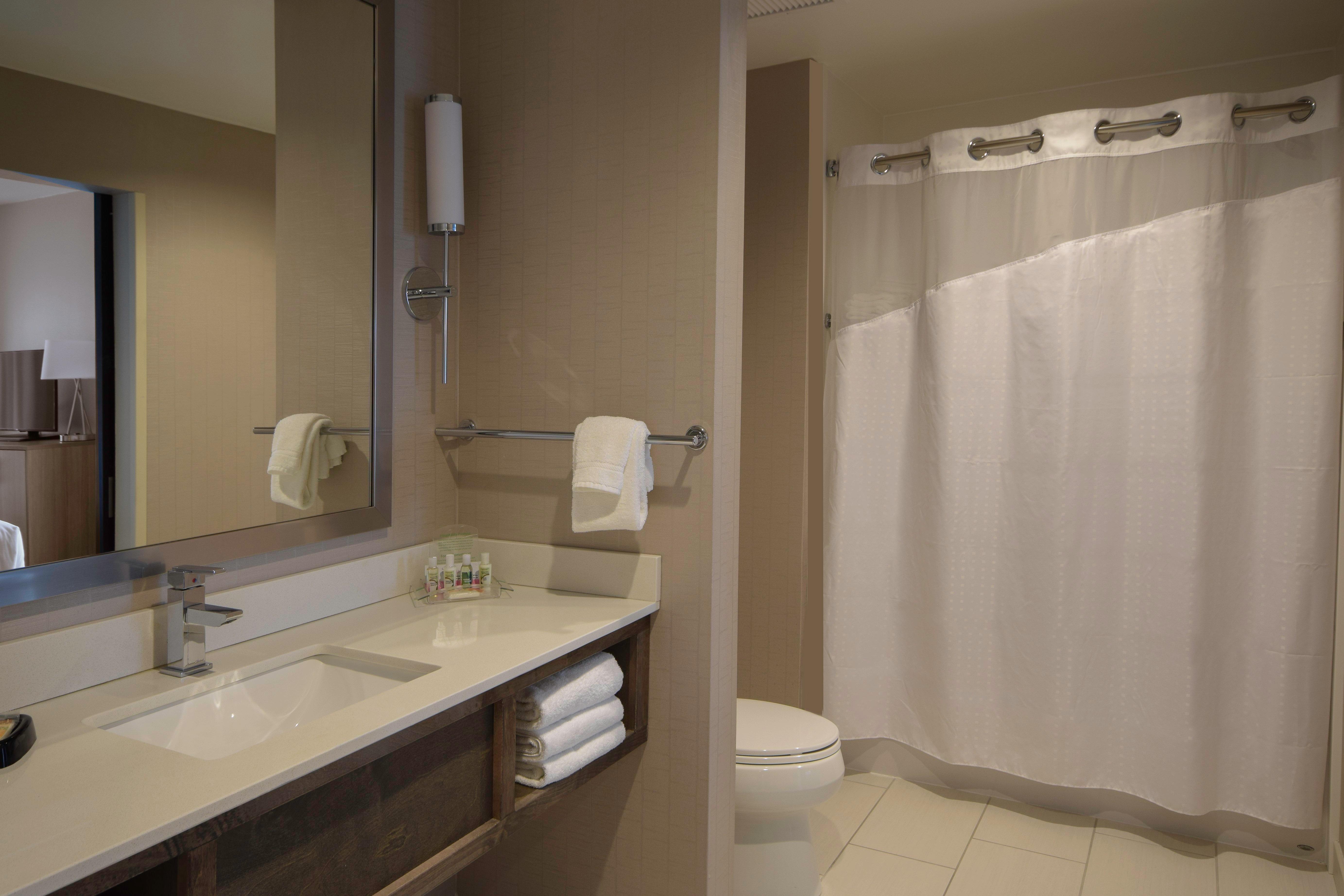 Holiday Inn Cincinnati North West Chester By Ihg Экстерьер фото