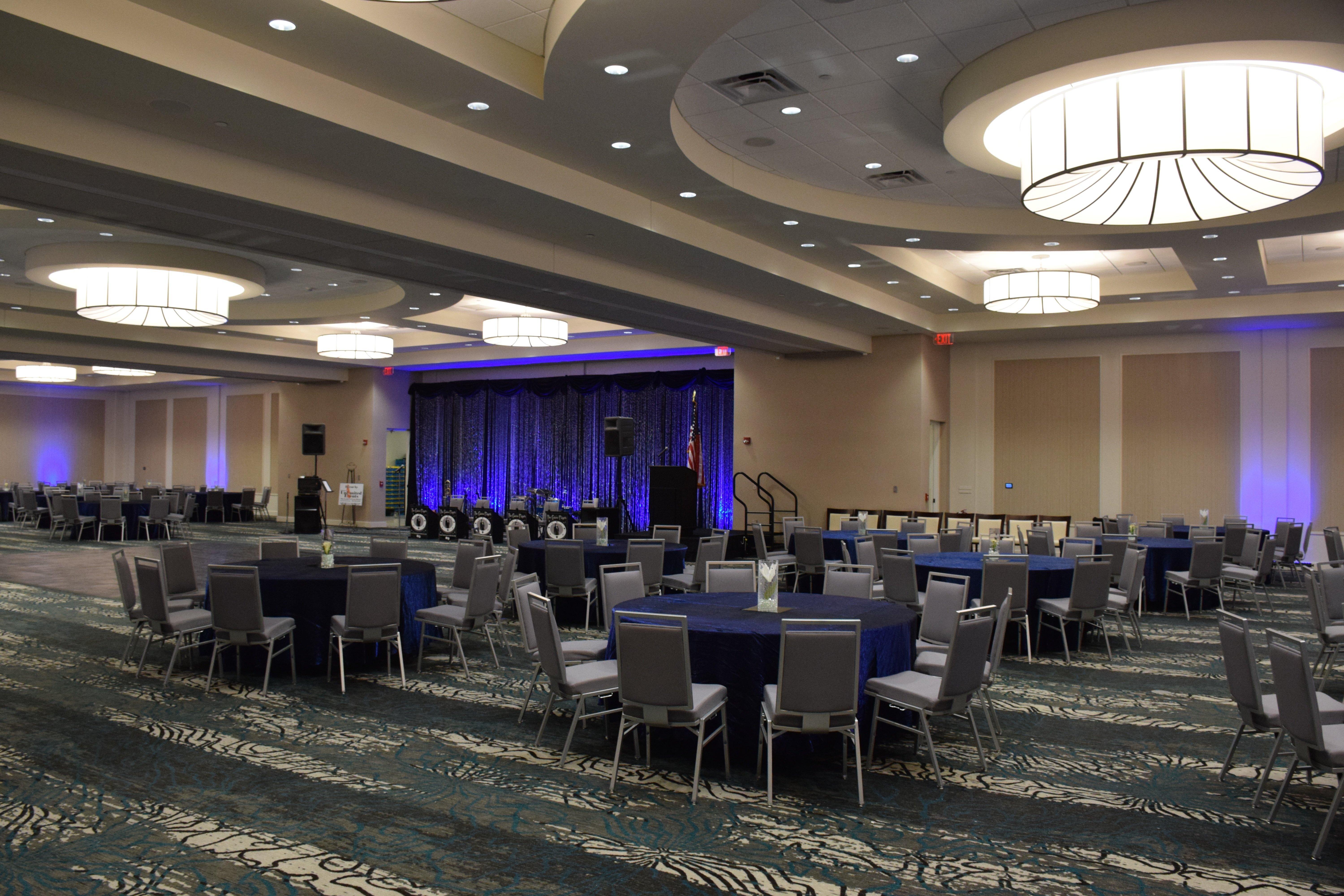 Holiday Inn Cincinnati North West Chester By Ihg Экстерьер фото
